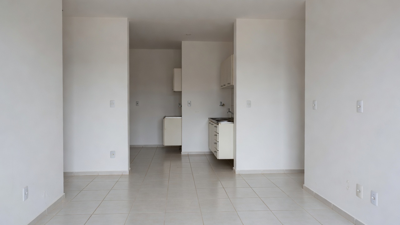 Interior de apartamento brasileiro vazio para vistoria de imóvel alugado