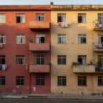 Prédio residencial brasileiro representando direitos de inquilinos