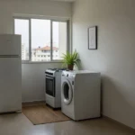 Eletrodomésticos em apartamento brasileiro para primeiro lar