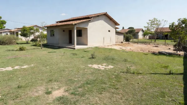 Casa brasileira com espaço para ampliação antes da compra